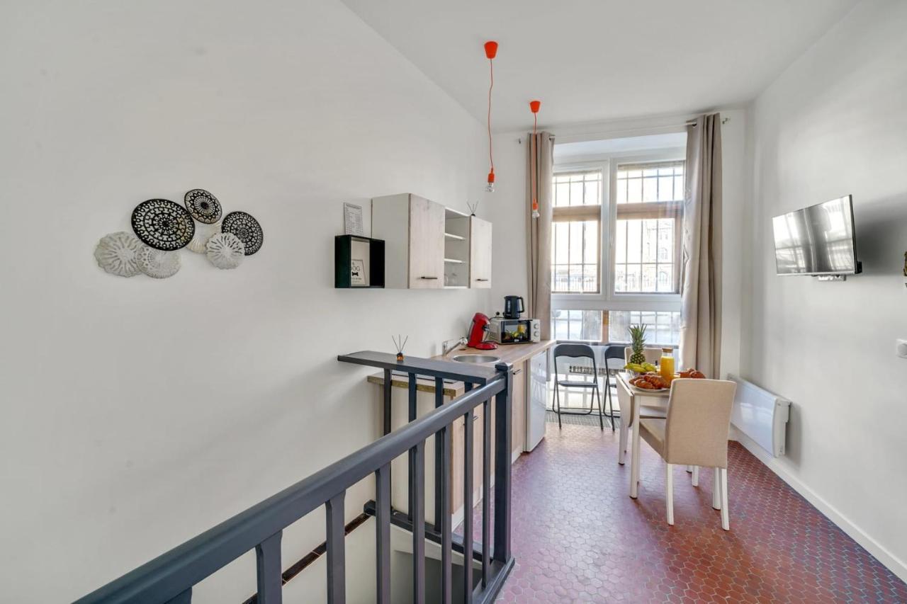 Loft In Heart Of Paris Moulin Rouge Apartment Екстериор снимка